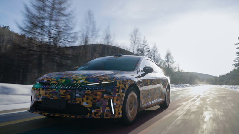 В Китае на зимних испытаниях замечен лифтбек Smart #6 PHEV длиной 4,9 метра.