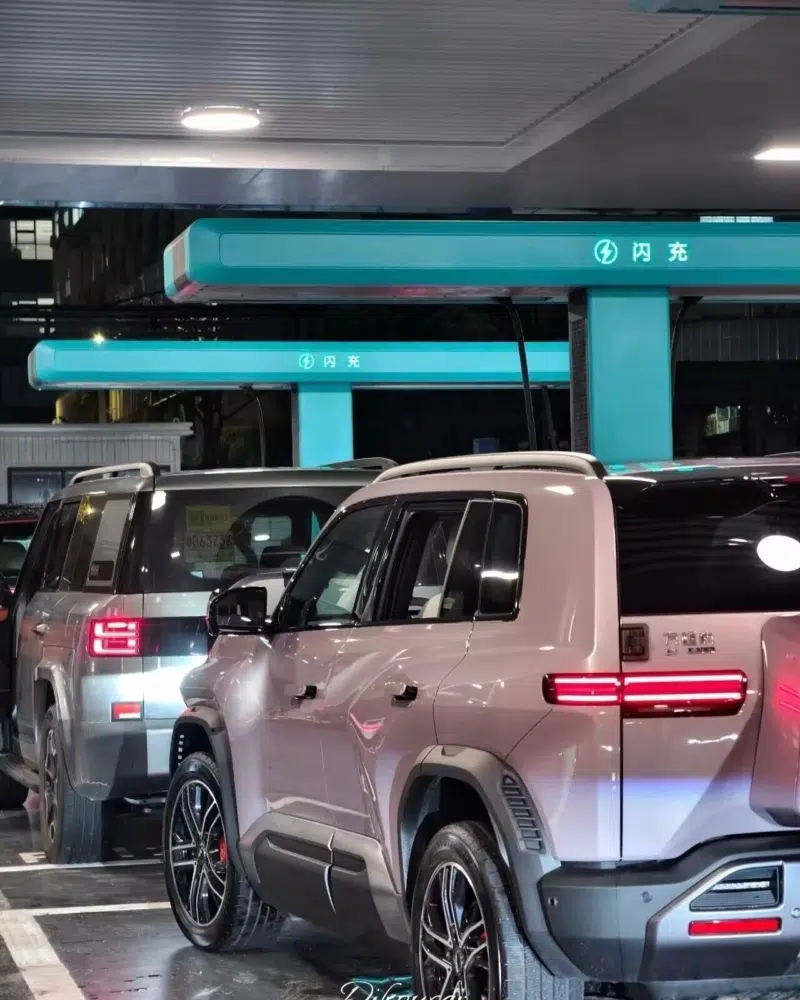 В Китае замечен BYD, тестирующий 1500 кВт Flash Charge, почти втрое превышающий мощность Tesla V4.