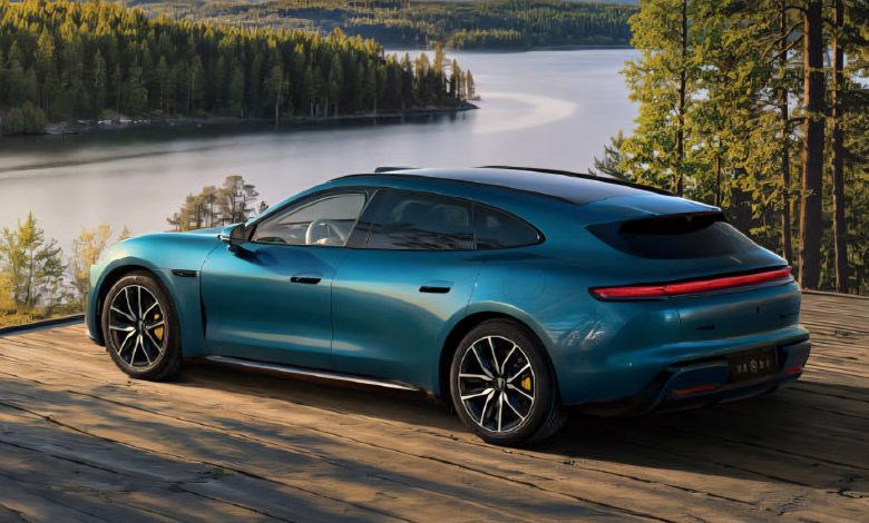 В Китае представлен первый универсал Saic Z7T от Huawei и SAIC В Китае представлен первый универсал Saic Z7T от Huawei и SAIC