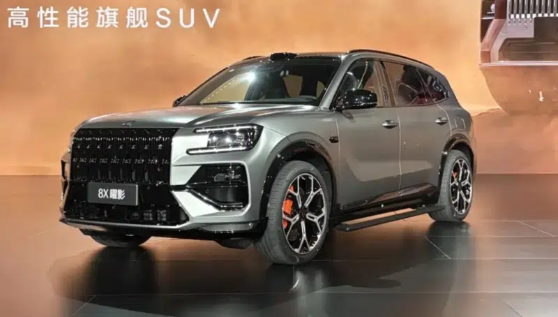 В Китае открыты предпродажи Zeekr 8X, с пиковой мощностью 1030 кВт и разгоном до 100 км/ч за 2.96 сек.