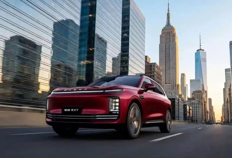 В Китае началось серийное производство Exeed EX7 с передовыми электронно-механическими тормозами Chery.