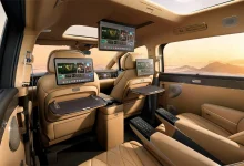 В Китае показали обновленный интерьер Denza D9 с трехрядной компоновкой перед стартом предпродаж.