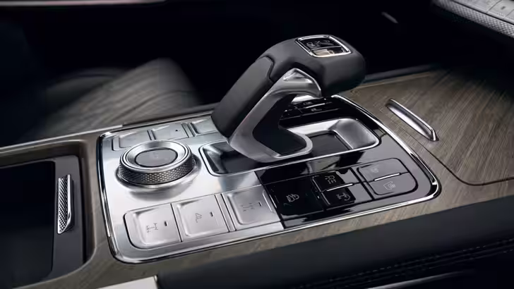 Интерьер Tank 500