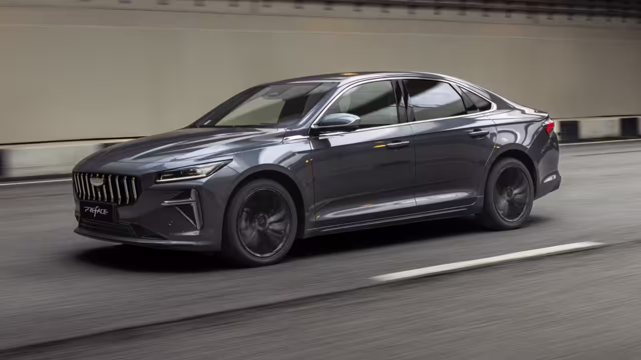 В России стартовали продажи доступной версии седана Geely Preface, узнайте её цену. В России стартовали продажи доступной версии седана Geely Preface, узнайте её цену.