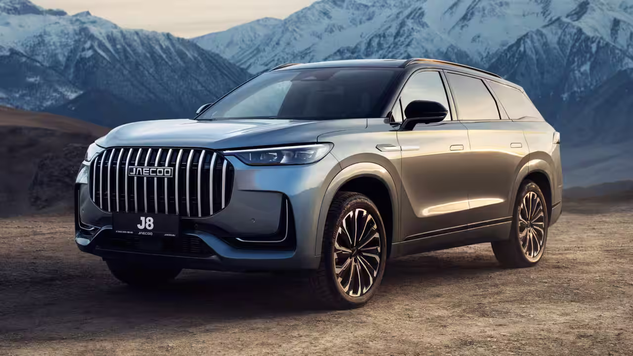 В России крупногабаритный семейный внедорожник Jaecoo J8 стал доступнее, узнайте его новую цену. В России крупногабаритный семейный внедорожник Jaecoo J8 стал доступнее, узнайте его новую цену.