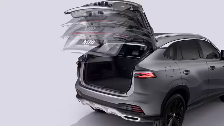 «Москвич М70»