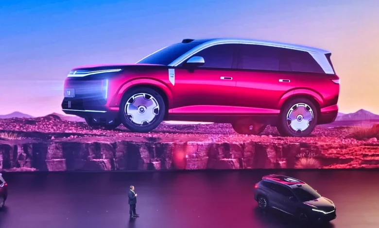 В Китае представлен BYD Great Tang с запасом хода 950 км. В Китае представлен BYD Great Tang с запасом хода 950 км.