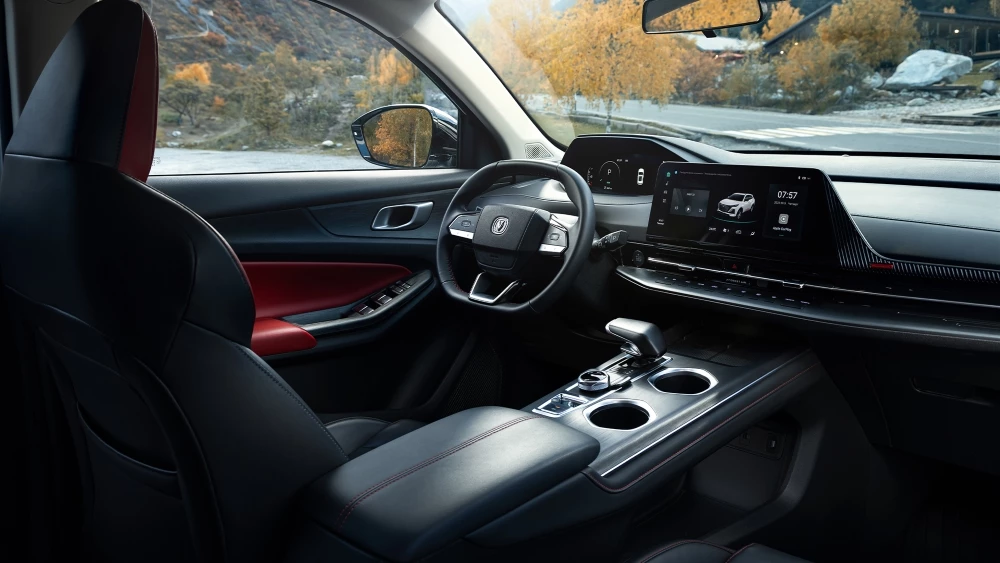 Changan CS55 Plus в Казахстане салон интерьер