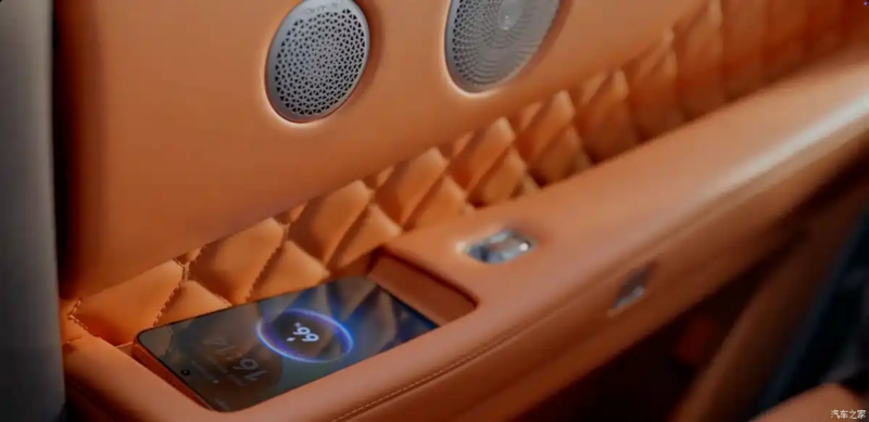 В Китае представлен Wey V9X - первый автомобиль на платформе GWM One с гибридной системой 2.0T plug-in.