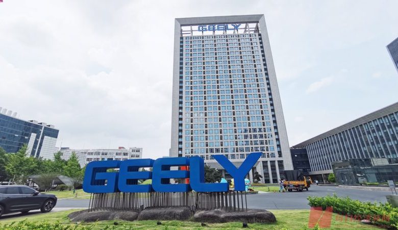 В Китае Geely планирует в 2026 году обогнать BYD и стать лидером продаж автомобилей.