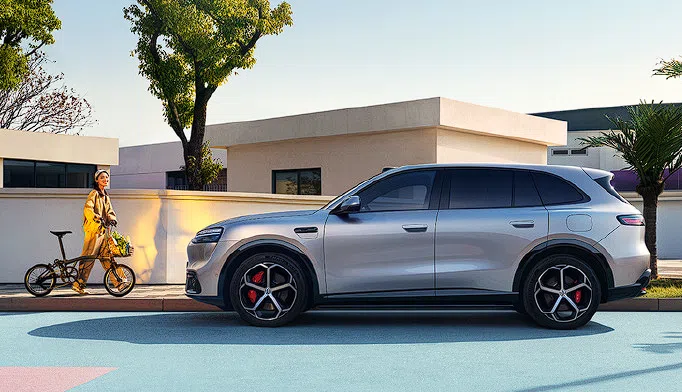 В Китае предпродажи Aito M6: LiDAR-стандарт Huawei на 896 линий, цена EV на 00 выше, чем у EREV.