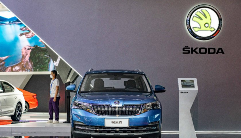 В Китае Skoda, входящая в состав Volkswagen, покинет рынок к середине 2026 года из-за проблем с переходом на электромобили.
