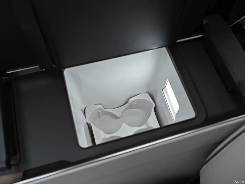 В Китае стартовали предпродажи Toyota bZ7 с технологиями Huawei и экосистемой Xiaomi от 26 000 долларов.