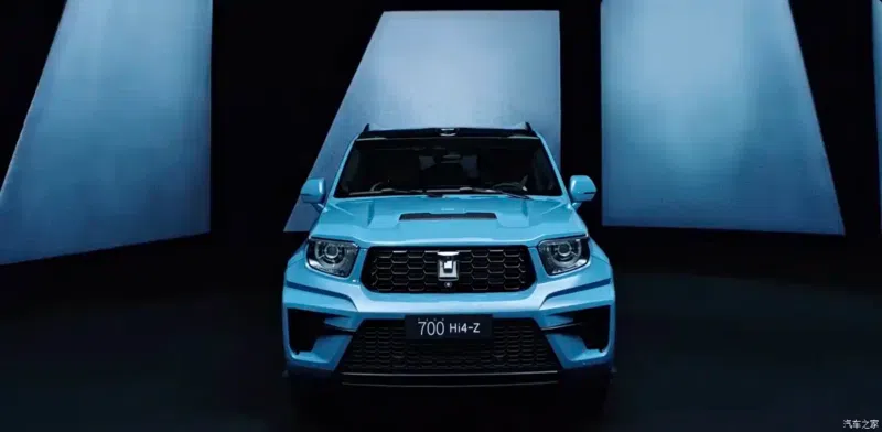 В Китае дебютировал Tank 700 Hi4-Z от Great Wall Motor с LiDAR, улучшенным дизайном и запасом хода 190 км на электротяге.