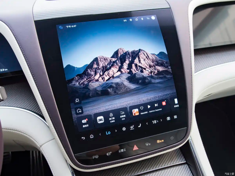 В Китае стартовал 2026 Yangwang U7, люксовый седан с запасом хода 1006 км и сверхбыстрой зарядкой.