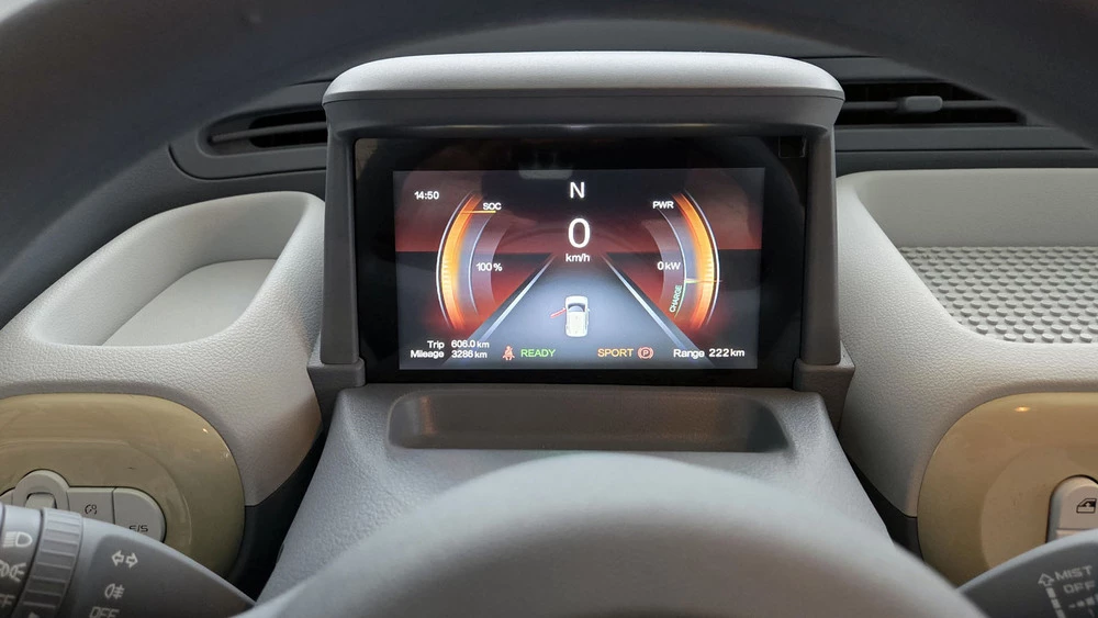 FAW Bestune Xiaoma Pony в Беларуси салон интерьер приборная панель