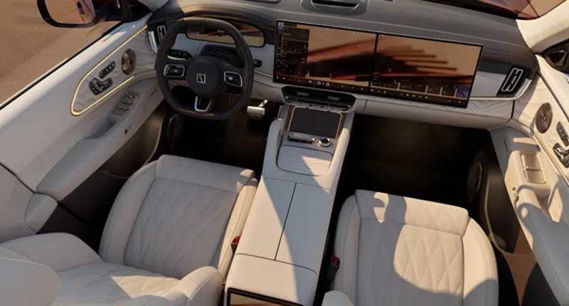 В Китае раскрыт салон Zeekr 8X: акустика Naim Audio и технологии от флагмана 9X.