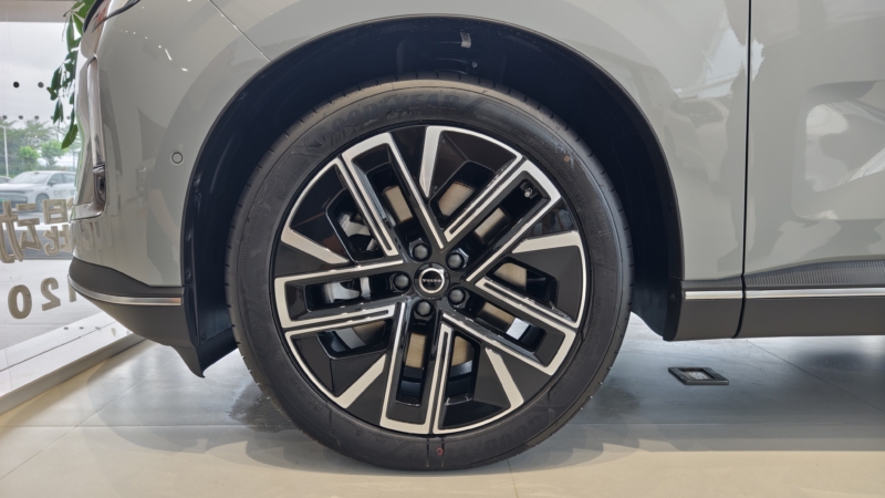 В Китае протестирован Volvo XC70 PHEV, мировая модель которого выйдет на более чем 70 рынков