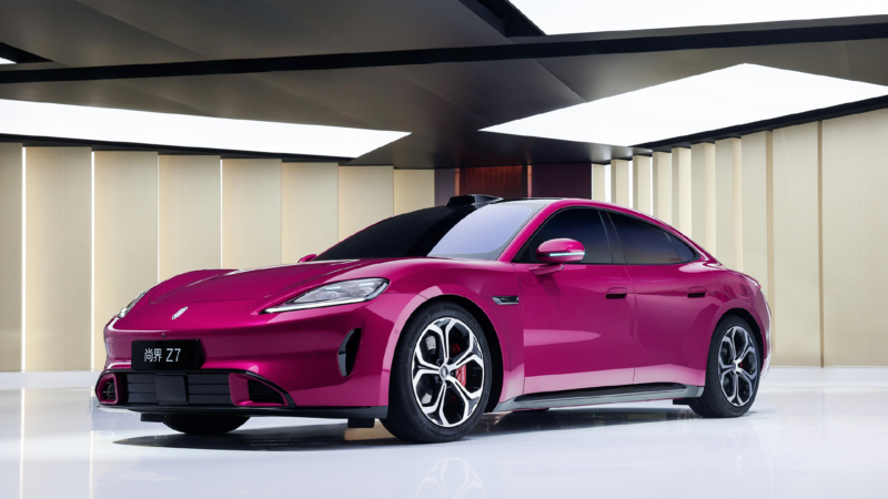 В Китае стартовали предпродажи электромобилей Saic Z7 и Z7T от Huawei.