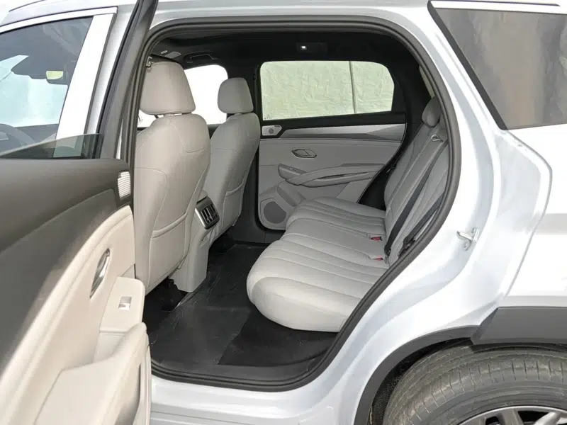 В Китае BYD Song Ultra EV дебютирует перед началом предпродаж 5 марта.