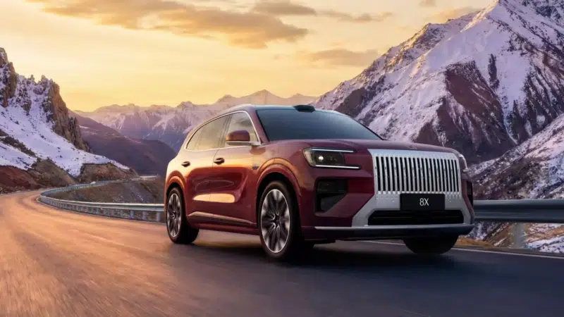 В Китае раскрыт салон Zeekr 8X: акустика Naim Audio и технологии от флагмана 9X.