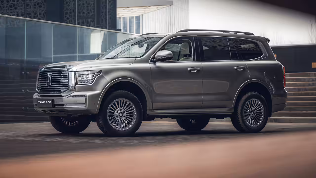 В России обновили цены на популярные внедорожники Tank 500 и Tank 700.