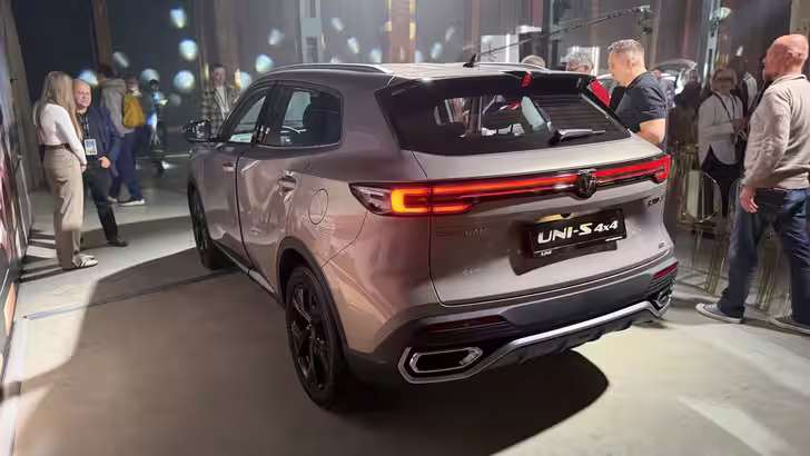 Changan UNI-S AWD