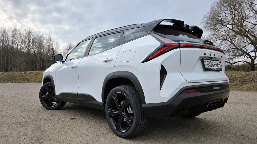 Geely Cityray в Беларуси белорусской сборки сбоку сзади