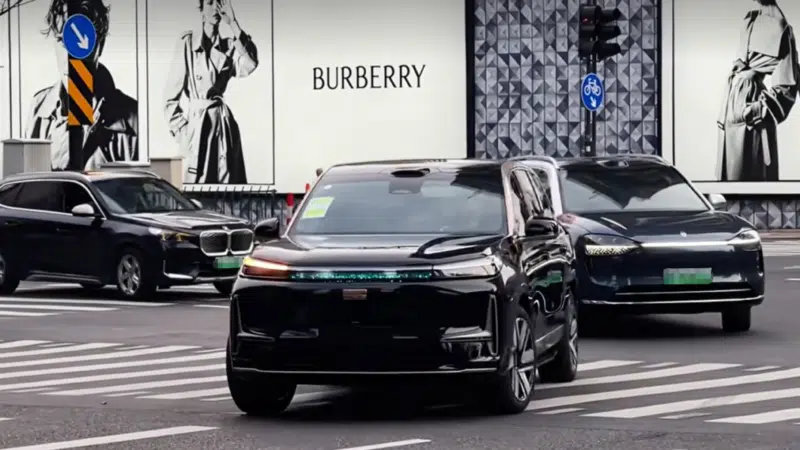 В Китае Geely Galaxy M9, получивший высокую оценку Edmunds, получит новый вариант уже в этом месяце.