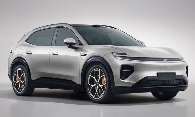 В Китае представлен кроссовер Changan Nevo Q06 с 800-вольтовой системой и двумя электромоторами в версиях EV и EREV