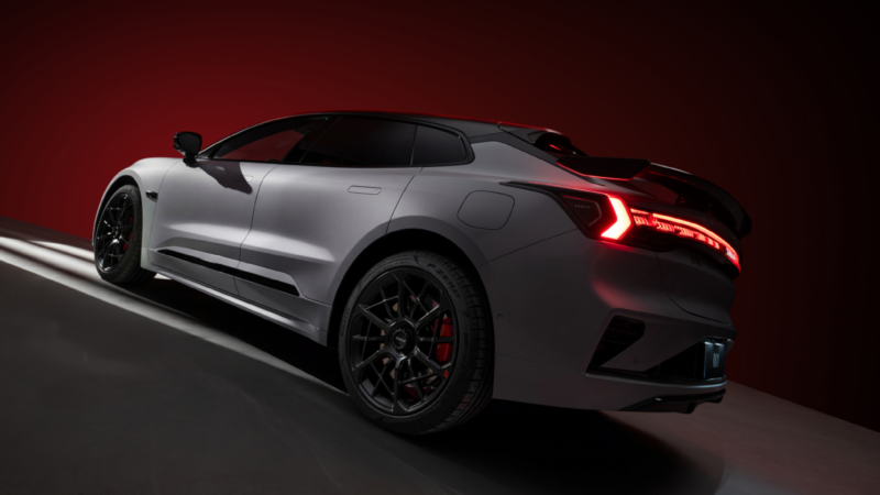 В Китае выпущена специальная версия модели Zeekr 001 в честь её юбилея.